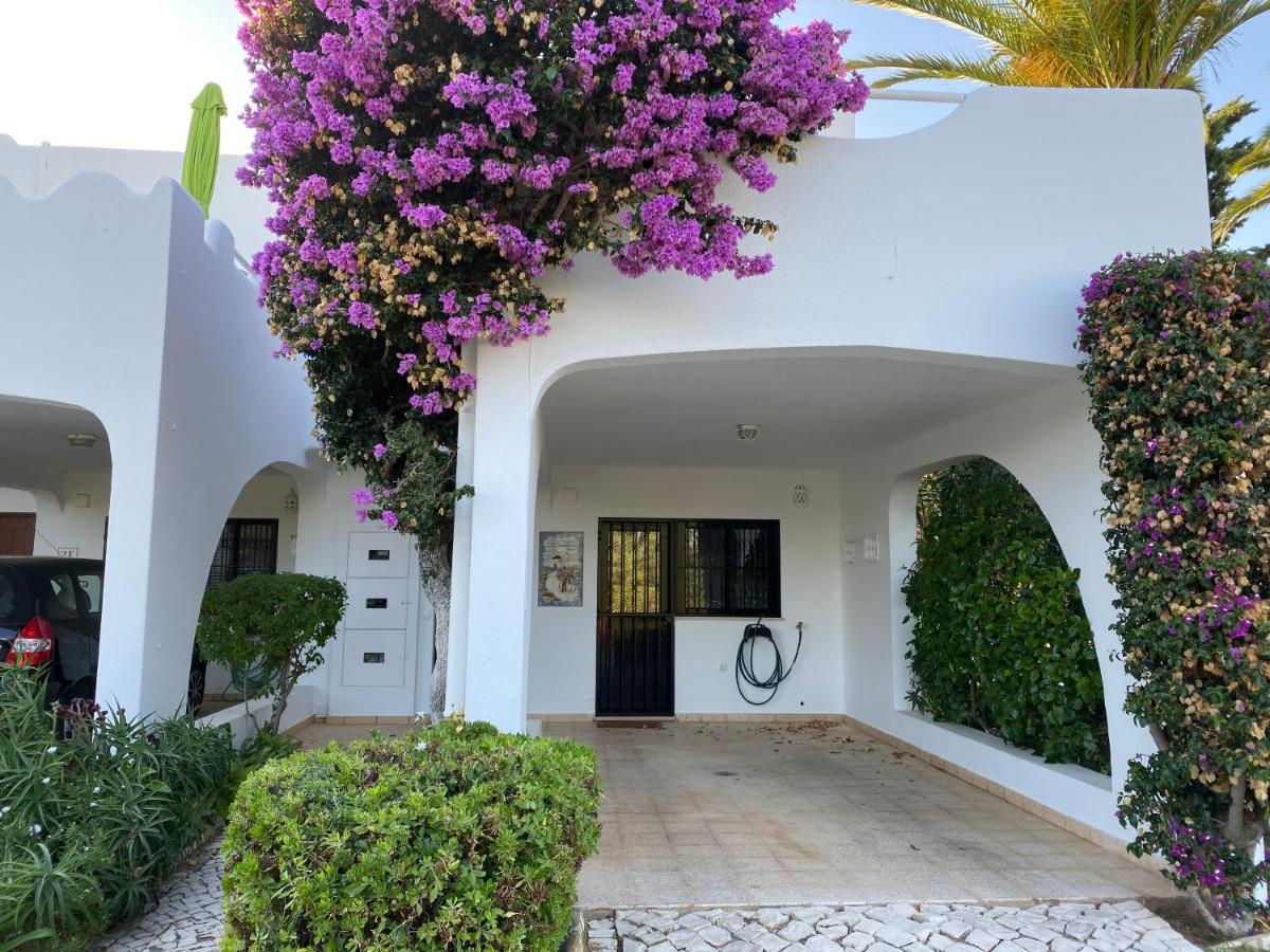 Superb Beach Townhouse At Vila Gaivota Resort Ferragudo (Faro) Exterior photo