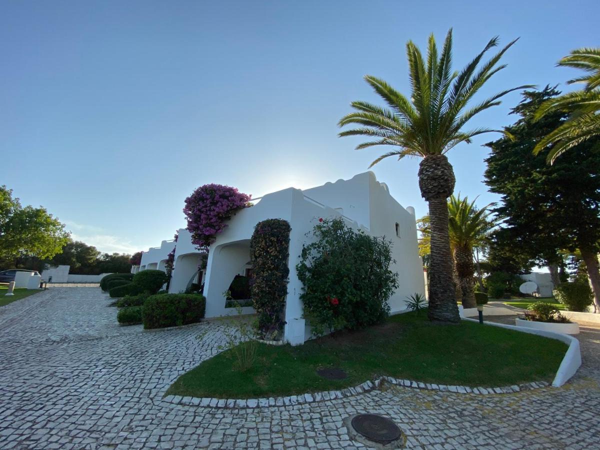 Superb Beach Townhouse At Vila Gaivota Resort Ferragudo (Faro) Exterior photo
