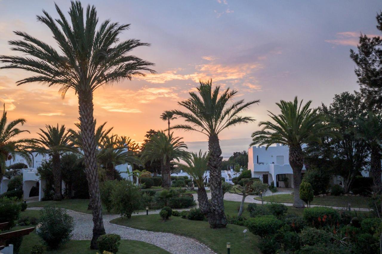 Superb Beach Townhouse At Vila Gaivota Resort Ferragudo (Faro) Exterior photo