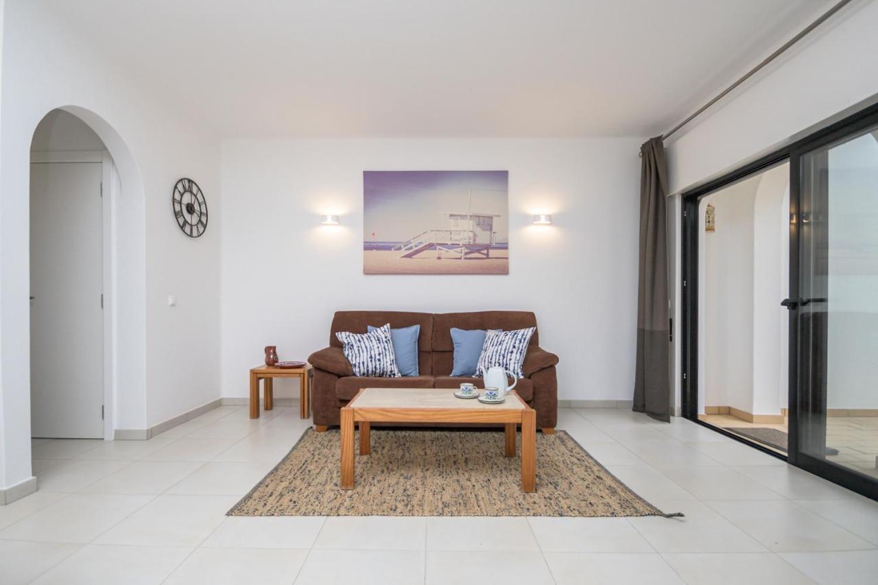 Superb Beach Townhouse At Vila Gaivota Resort Ferragudo (Faro) Exterior photo