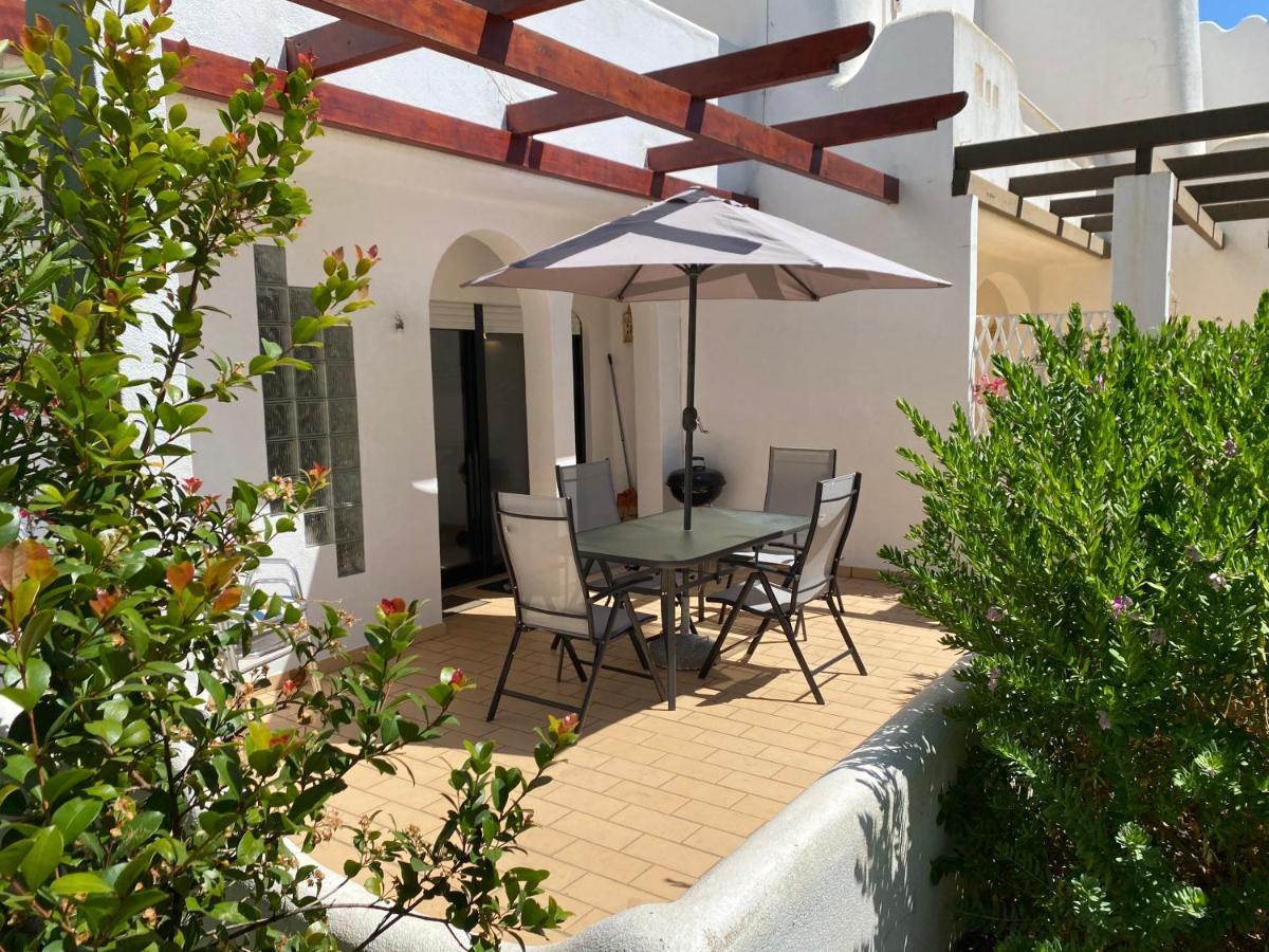 Superb Beach Townhouse At Vila Gaivota Resort Ferragudo (Faro) Exterior photo